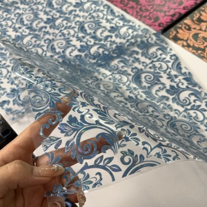 Autocollants de transfert DTF holographiques UV personnalisés, effet laser arc-en-ciel 3D pour gobelets de 16 oz, tasses en verre, qualité supérieure, lavables, durables - Product Image 2