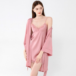 Ensemble <span class=keywords><strong>de</strong></span> vêtements <span class=keywords><strong>de</strong></span> <span class=keywords><strong>nuit</strong></span> en satin classique pour femmes avec logo personnalisé SMOOTH Factory, robe <span class=keywords><strong>de</strong></span> <span class=keywords><strong>nuit</strong></span> à bretelles spaghetti <span class=keywords><strong>et</strong></span> <span class=keywords><strong>peignoir</strong></span> <span class=keywords><strong>assorti</strong></span> en deux pièces - Product Image 6