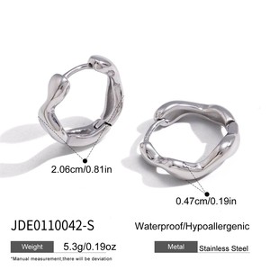 Pendientes de Moda Minimalistas con Ondas Pulimentadas, Chapados en Oro de 18K, para Mujer, Joyería de Acero Inoxidable Resistente al Agua, Regalo - Product Image 2
