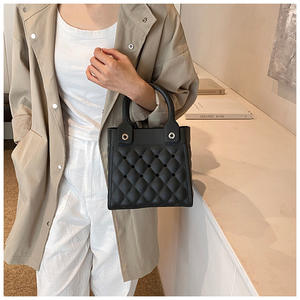 Borse Tote in Silicone Jelly di Tendenza 2025 all'Ingrosso, Nuove Borse Donna alla Moda Fai-da-te in EVA, Borse da Spiaggia in Gomma per lo Shopping - Product Image 5