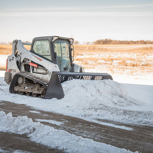 ملحق متعدد الأغراض للجرافة الانزلاقية للاستخدام على مدار العام، دلو معزز للثلج والأغصان مع مكونات المحرك الأساسية - Product Image 5