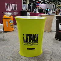 Tables de promotion portables personnalisées, comptoirs pliables, cadre en aluminium, matériau plastique pour les événements publicitaires, les salons professionnels