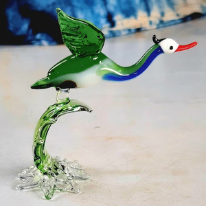 Grande sculpture artisanale personnalisable ange girafe, art populaire Feng Shui, décoration de Pâques, miniature à suspendre en verre, objet de collection - Product Image 1