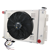 En stock : Cache-radiateur 4 rangées avec ventilateur pour Chevrolet Camaro et Pontiac Firebird V8 67-69 / 21 pouces de large
