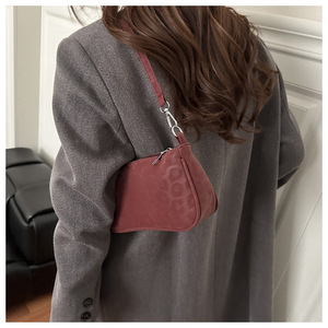 Korean-Style Women's Bag 2025 Autumn/Winter New Arrival Matte-Finish Solid-Color <b>Small</b> Square Bag - Product Image 1