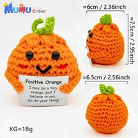Groothandel handgemaakte gehaakte grappige lelijke oranje amigurumi pop emotionele ondersteuning fruit knuffel speelgoed bureaukameraadje