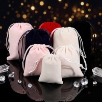 Pochette à bijoux en velours coloré sur mesure avec fermeture à cordon, logo imprimé, matériau recyclable