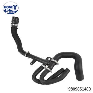 Manguera de Salida de Agua del Radiador YL00286780 para Peugeot 2008, Citroën C3XR, <span class=keywords><strong>C4</strong></span> Cactus 1.2 - Product Image 1