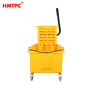 Seau à serpillière en plastique robuste de 32 L avec essoreur sur roulettes - Product Image 4