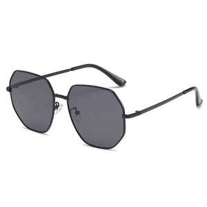 Gafas de Sol de Alta Gama Personalizadas para Mujer, Modelo Moderno con Montura Completa de Metal, <span class=keywords><strong>Lentes</strong></span> de PC, Alto Valor Estético, UV400 - Product Image 6