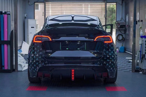 ZNDR FORTeslaMODEL Y Nouveaux accessoires de remplacement autocollants pour pare-chocs, style SD, en fibre de carbone : Lame avant, Jupes latérales, Diffuseur, Spoiler - Product Image 5