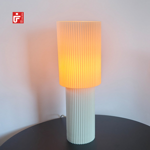 Vente en gros de lampe 3D pour décoration d'intérieur de mariage lampe de bureau d'hôtel lampe populaire européenne lampe de nuit à LED à motif cylindrique pour table - Product Image 1