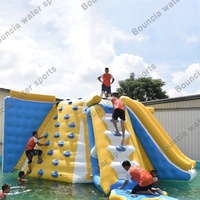 Parc de jeux aquatique flottant de divertissement personnalisé aire de jeux gonflable Sports aquatiques pour enfants et adultes