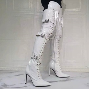 Bottes longues à boucles de style punk pour femmes, grande taille EU 47, bottes à lacets au-dessus du genou, bottes à talons hauts pour femmes aux pieds larges - Product Image 3