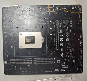 Tarjeta Madre Usada B560M-A Pro Compatible con CPU de 11ª y 10ª Generación, 4 Ranuras DIMM DDR4, LGA1200 para Escritorio - Product Image 2