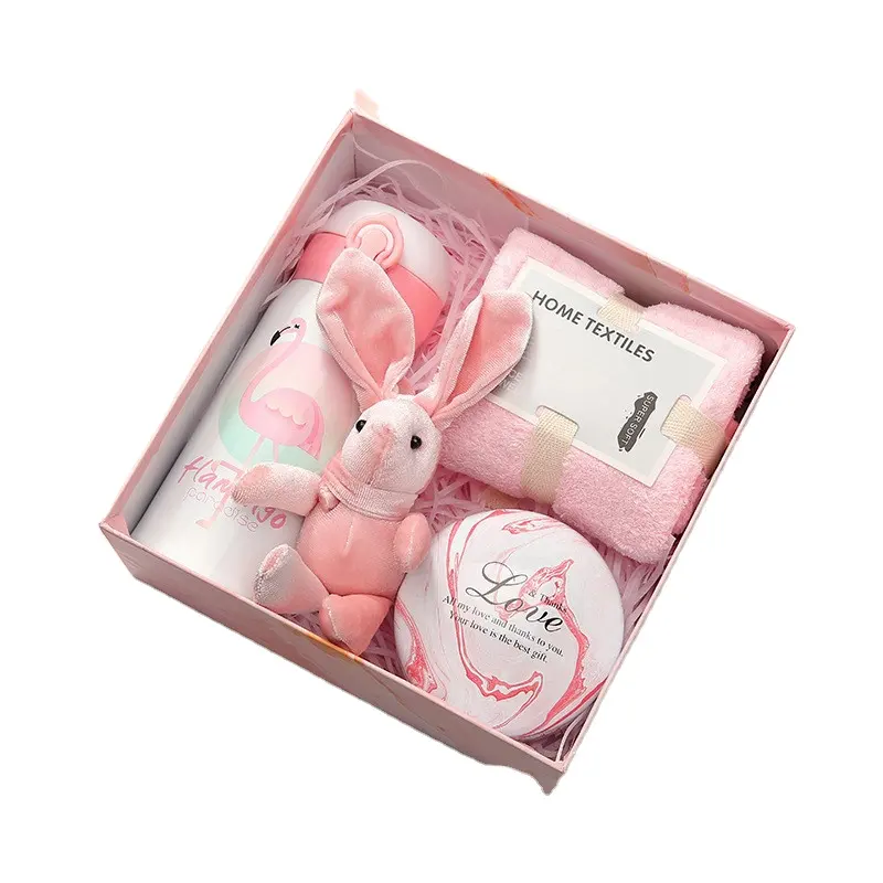 Taza de vacío personalizada para el día de la madre, juego de regalo 4 en 1 para mujer, con caja de dulces de toalla y muñeca de conejo, venta al por mayor, novedad de 2023