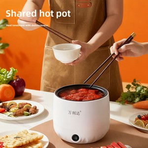 หม้อหุงข้าวไฟฟ้าขนาด 1.8 ลิตร ฝาแก้ว ตัวเครื่องพลาสติก ควบคุมด้วยระบบกลไก ใช้ในบ้านอเนกประสงค์ เหมาะสำหรับหอพักนักศึกษา ประหยัดพลังงาน - Product Image 3