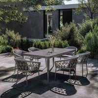 Ensemble de jardin multifonctionnel en rotin style nordique avec chaise individuelle et table basse en osier, idéal pour patios, villas et jardins