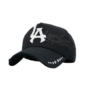 Gorra de Béisbol de 5 Paneles de Gamuza Deportiva de Alta Calidad con Diseño de Noche Estrellada, Logotipo Bordado y Ajustable - Product Image 2