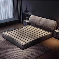 Cadre de lit plateforme Pillow-Back Cloud Soft avec rangement sous le lit, tête de lit capitonnée surdimensionnée, profil bas, sans sommier