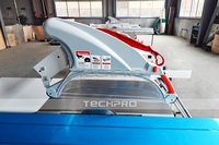 Scie à panneaux horizontale TechPro avec table coulissante, structure robuste, moteur 380V pour panneaux de meubles modulaires