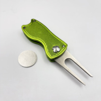Outil de réparation de divots de golf automatique en acier inoxydable avec ressort