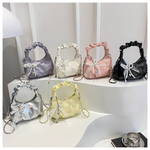 Bolso de Mano Plateado con Pliegues, Nuevo Modelo de Verano 2026 para Mujer, Bolso Tipo Dumpling, Bolso Bandolera con Cadena - Product Image 6