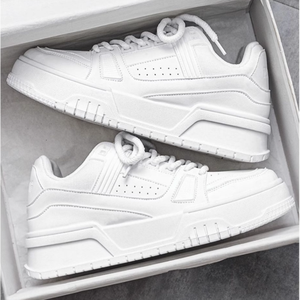 Chaussures respirantes pour hommes, design de niche, polyvalentes, chaussures de sport pour jeunes, plateforme à semelle épaisse, chaussures décontractées pour hommes - Product Image 3