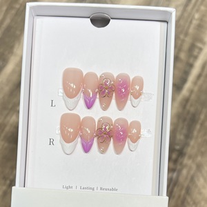 Faux <span class=keywords><strong>ongles</strong></span> à presser sculptés dorés, design français <span class=keywords><strong>blanc</strong></span>, forme amande, style nude délicat, bordure dorée sculptée, longue durée, export - Product Image 6