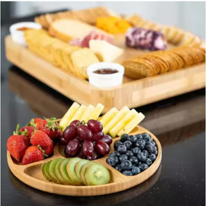 Planche à fromage en bambou, grande, carrée, style rustique, pour servir fromages et charcuteries, durable, lavage à la main uniquement - Product Image 3