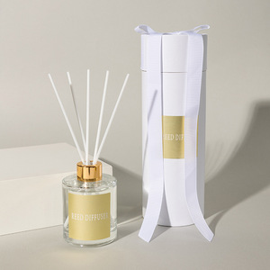 Caja de Regalo con Difusor de Aromaterapia Premium de Larga Duración, Botella de Vidrio de 120 ml, Fragancia para Baño, Juego de Difusores de Varillas Personalizado - Product Image 1