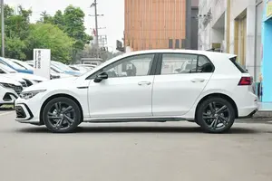 <span class=keywords><strong>Volkswagen</strong></span> <span class=keywords><strong>Golf</strong></span> <span class=keywords><strong>2020</strong></span> 5 Porte - Spazio di Carico 380-1237L, Passo 2637mm, Auto Compatta 5 Posti - Product Image 3