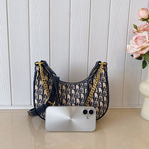 Bolso Bandolera de PU con Estampado Vintage 2025 para Mujer, Cierre de Cremallera en Forma de Media Luna, Cadena de Transporte a la Moda .8037 - Product Image 3