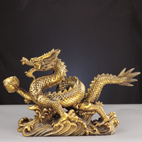 Vente en gros de figurines de dragon chinois en or Feng Shui en laiton pur, articles Fengshui en cuivre, statues de dragon porte-bonheur chinois