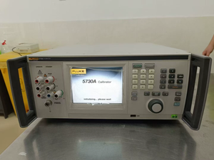 Calibrateur multifonction haute performance Fluke 5730A ± 1100 V ± 2.2 a 10 Hz ~ 1 MHz GPIB <span class=keywords><strong>RS</strong></span>-232 USB Ethernet - Product Image 6
