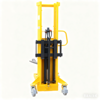 Chariots élévateurs électriques portables 1T1.6 2 2.2m avec gerbeurs manuels à chargement automatique Pneus en polyuréthane 4WD Fonctionnement en position assise pour entrepôt