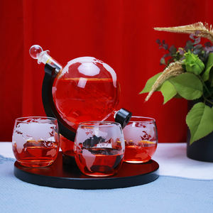Liquore del Whisky Decanter Set Del <span class=keywords><strong>Mondo</strong></span> Inciso Globo Decanter con Artigianale di Vetro La Nave Con <span class=keywords><strong>Il</strong></span> Whisky di Vetro con 4 bicchieri set - Product Image 4