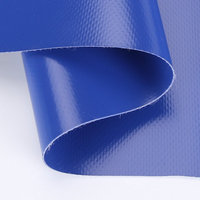 Film extensible ignifuge et imperméable fourni par l'usine pour les abris de voiture et les toits de stades sportifs