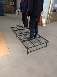 <span class=keywords><strong>Rete</strong></span> <span class=keywords><strong>metallica</strong></span> pieghevole letto 3 volte forte ferro singola doppia piattaforma portatile fondazione telaio del letto - Product Image 4