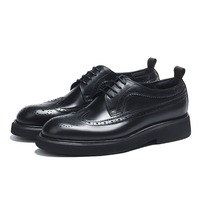 Chaussures Richelieu en cuir véritable finies à la main : Chaussures habillées à semelle épaisse pour affaires et mariages