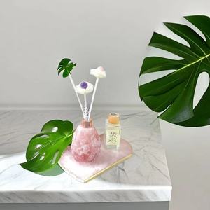 Diffuseur de parfum en bouteille de roseau avec pierre de cristal brute bleue naturelle personnalisée Eric, pierre de <span class=keywords><strong>lapis</strong></span>-<span class=keywords><strong>lazuli</strong></span>, pierre précieuse de quartz, pour la chambre à coucher - Product Image 4