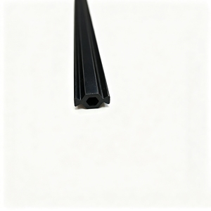 Profilé en polyamide PA66GF25 renforcé de fibres de verre à 25 % pour isolation thermique des cavités dans les cadres de fenêtres en aluminium - Product Image 4