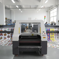 Machine de découpe laser DTF/UV avec caméra CCD pour étiquettes brodées, étiquettes d'entretien, étiquettes de col, découpe laser TPU