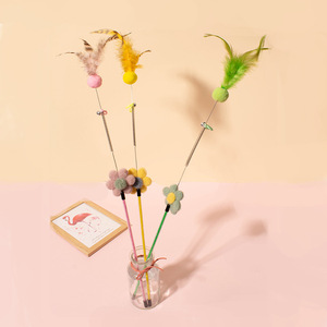 Bâton de chatouillage pour chat en forme de fleur de printemps avec plumes et clochette, jouet interactif durable pour le plaisir des chatons - Product Image 1