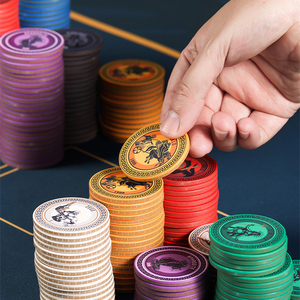 10 Fichas de Póker Texas Hold'em de Cerámica de 39/43mm, Diseño de Dioses Griegos, Souvenir de Plástico para Juegos de Apuestas y Entretenimiento - Product Image 3