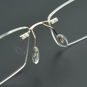 Enfichable Anti-indentation Anti-dérapant Confortable Silicone Super Doux Baïonnette Boucle <span class=keywords><strong>Lunettes</strong></span> <span class=keywords><strong>Nez</strong></span> Pad - Product Image 1