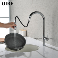 Robinet de cuisine monocommande chromé avec douchette extractible pour eau chaude et froide, idéal pour hôtels et hôpitaux, fabriqué en Chine.