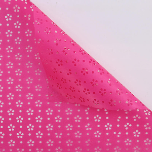 Papel de Regalo con Diseño de Flores, 10 Hojas por Paquete, Papel Popular para Envolver Ramos de Flores y Regalos - Product Image 4