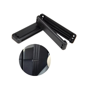 Kundenspezifische Farbgebung Universelle Größenkompatibilität Fahrzeugspezifische Kunststoff-Autositzgurtclips - Product Image 1