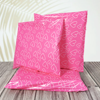 Enveloppes d'expédition auto-adhésives en polyéthylène imperméables à motif cœur rose personnalisées pour l'emballage de cadeaux, chaussures et chaussettes